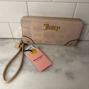 Juicy Couture fan club large za wallet/wristlet Sandstone/powder Blush NWT